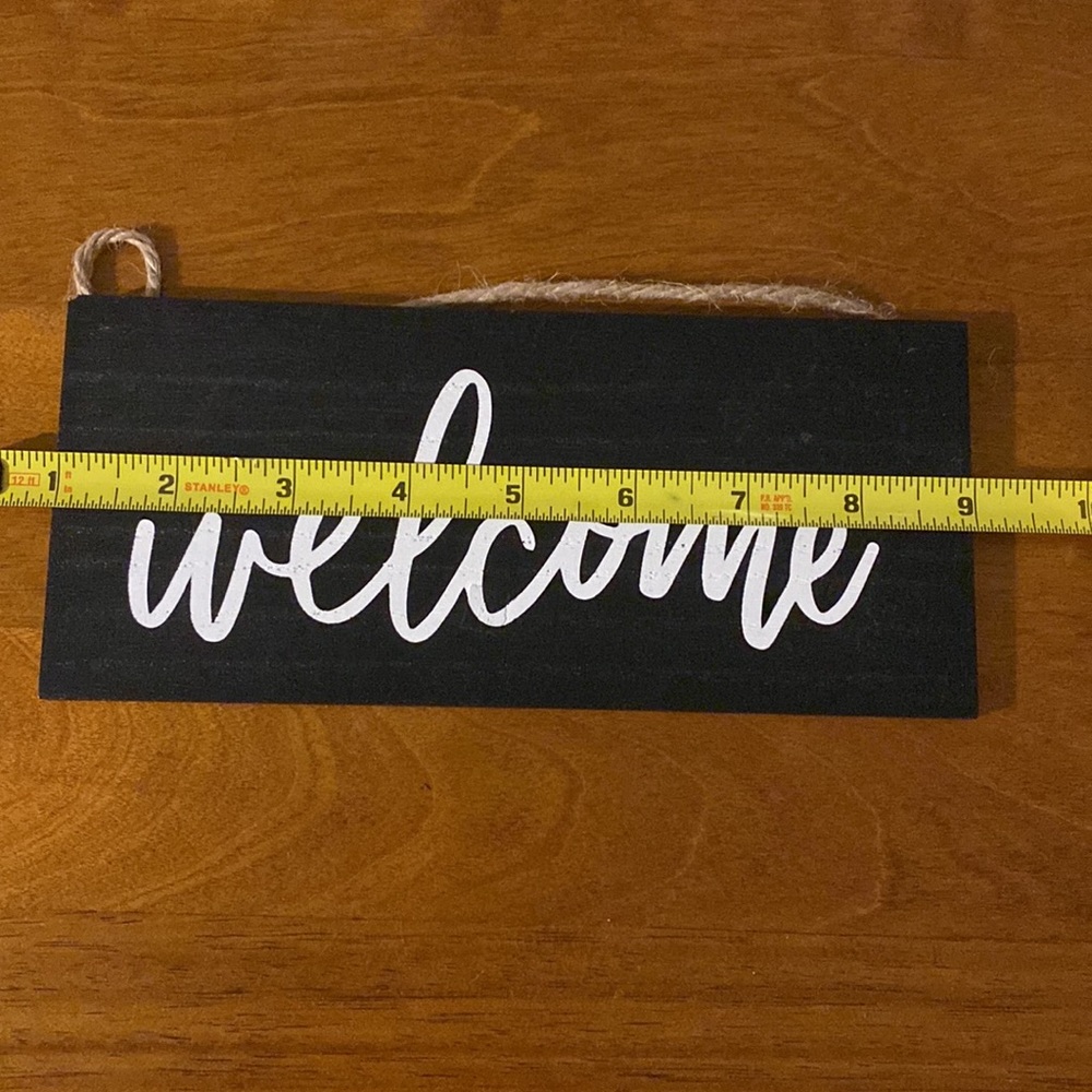 Welcome sign - Picture 3 of 4